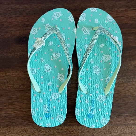 Ataiwee Other - Kids Turquoise Flip Flops with Glitter Straps